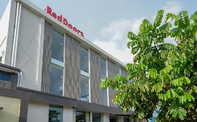 Reddoorz Plus Near Solo Baru